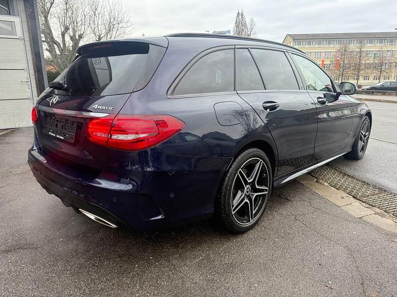Gebraucht Mercedes C400 AMG 333 PS (244 kW) 2019 Blau Limousine