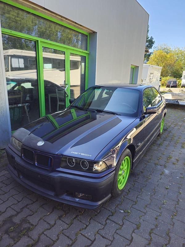 Violet Gebraucht 1995 BMW 328 M Sport Coupé | 5.250 € - Bild 1/4