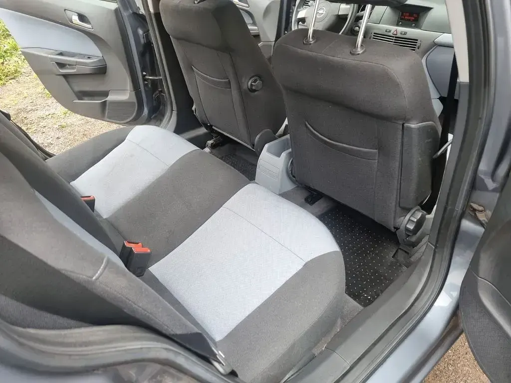 Gebraucht Opel Astra 90 PS (66 kW) 2006 Grau Limousine