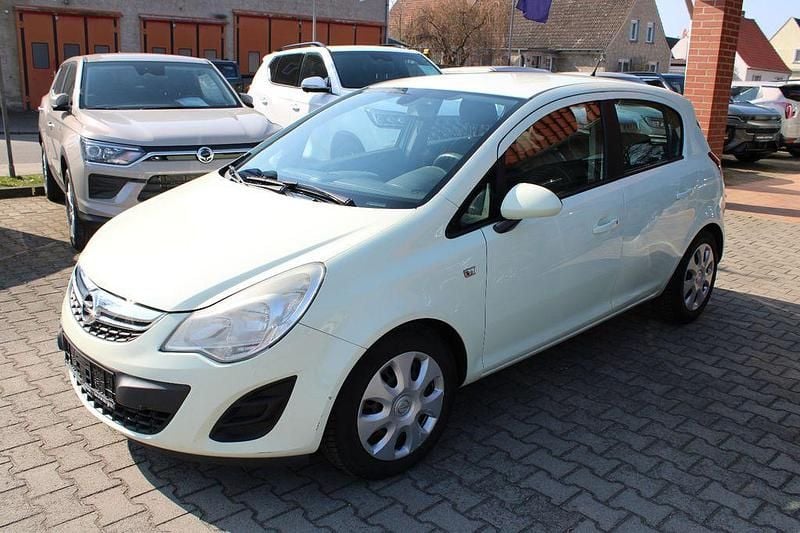 Gebraucht Opel Corsa Satellite 75 PS (55 kW) 2011 Weiß Kleinwagen