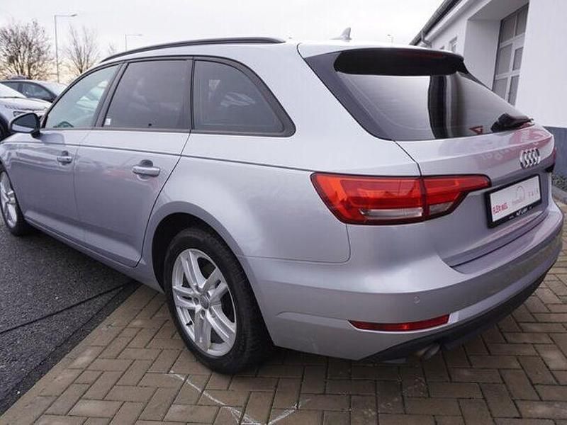 Gebraucht Audi A4 Comfort 150 PS (110 kW) 2016 Silber Kombi