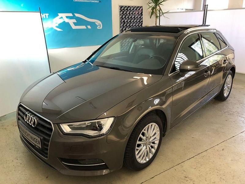 Grau Gebraucht 2014 Audi A3 Sportback Ambiente Limousine | 11.450 € (Fairer Preis) - Bild 1/4