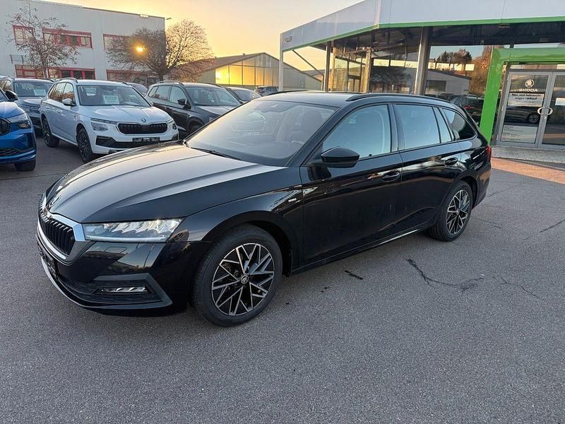 Black magic pereffekt Gebraucht 2021 Skoda Octavia Clever Kombi | 25.900 € (Fairer Preis) - Bild 1/3