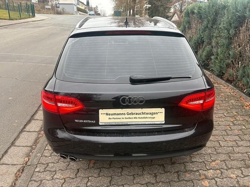 Gebraucht Audi A4 177 PS (130 kW) 2013 Schwarz Limousine
