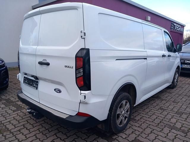 Frozen white frozen white Gebraucht 2024 Ford Transit Custom Trend Van | 34.772 € (Superpreis) - Bild 1/4