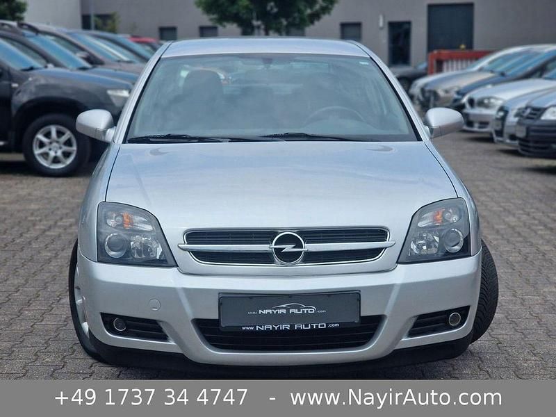 Gebraucht Opel Vectra Edition 101 PS (74 kW) 2005 Silber Limousine