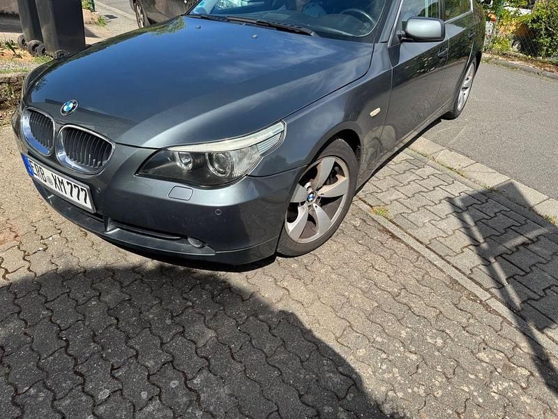 Gebraucht BMW 520 170 PS (125 kW) 2003 Grau Limousine