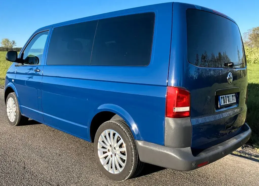 Gebraucht VW Caravelle 140 PS (102 kW) 2011 Blau Van