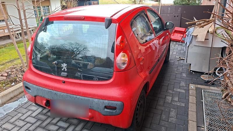 Gebraucht Peugeot 107 68 PS (50 kW) 2006 Rot Kleinwagen