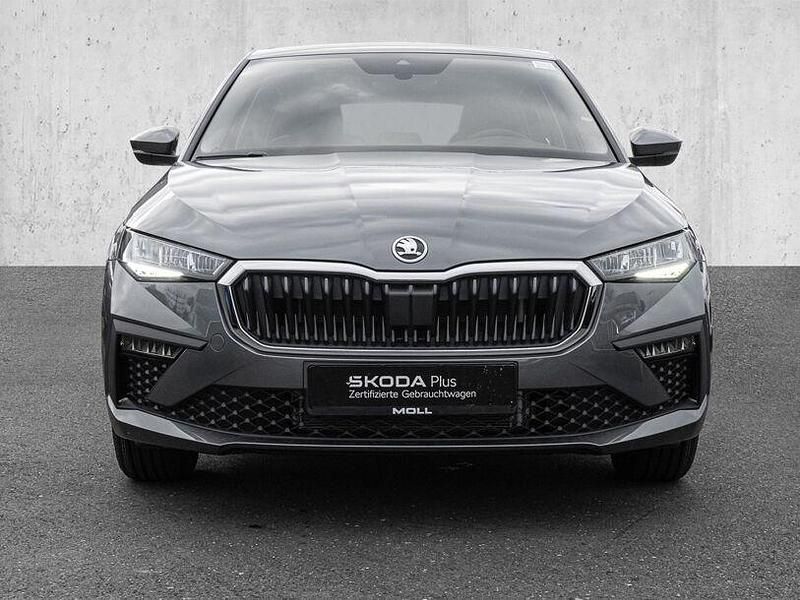 Neu Skoda Scala Selection 116 PS (85 kW) 2026 Grau Kleinwagen