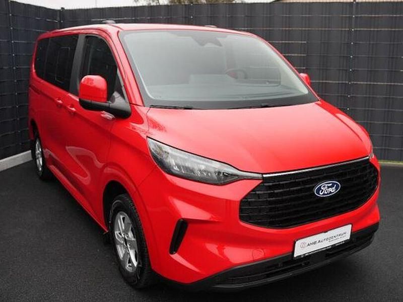 Gebraucht Ford Tourneo Custom 136 PS (100 kW) 2025 Andere Van