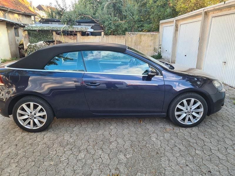 Violett Gebraucht 2012 VW Golf Cabriolet Exclusive Cabrio | 7.700 € (Guter Preis) - Bild 1/4