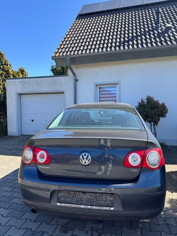 Gebraucht VW Passat Trendline 116 PS (85 kW) 2007 Blau Limousine