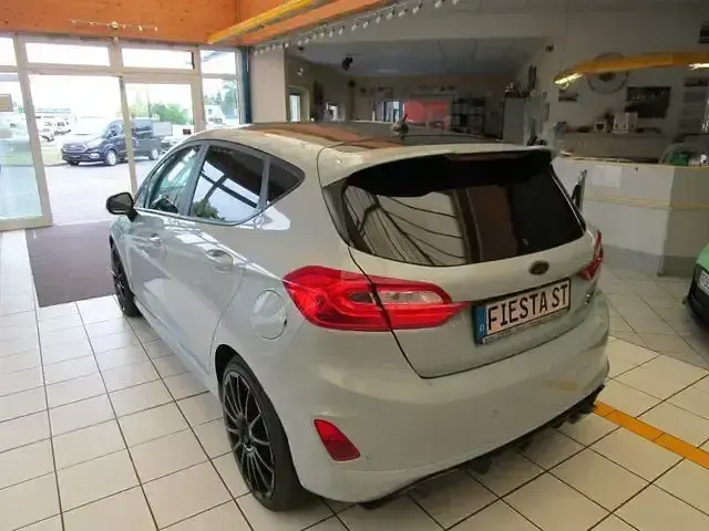 Gebraucht Ford Fiesta ST 200 PS (147 kW) 2018 Grau Kleinwagen