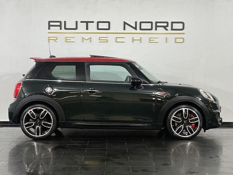 Gebraucht Mini John Cooper Works 231 PS (169 kW) 2015 Grün Kleinwagen