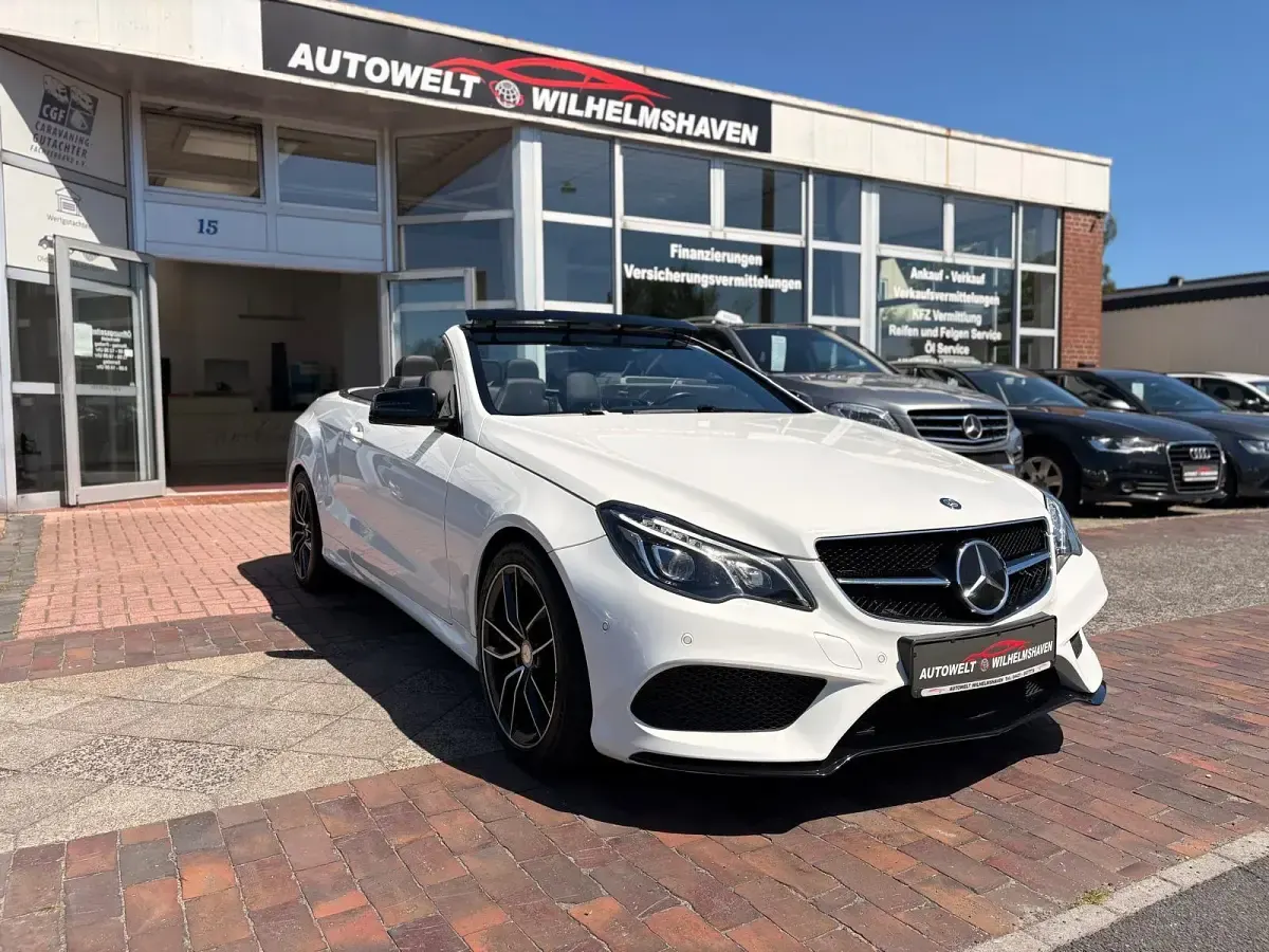 Gebraucht Mercedes E250 AMG 211 PS (155 kW) 2015 Weiß Cabrio