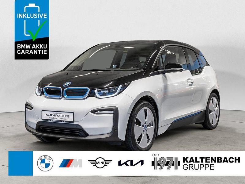 Weiß Gebraucht 2022 BMW i3 Limousine | 22.890 € (Etwas zu teuer) - Bild 1/2