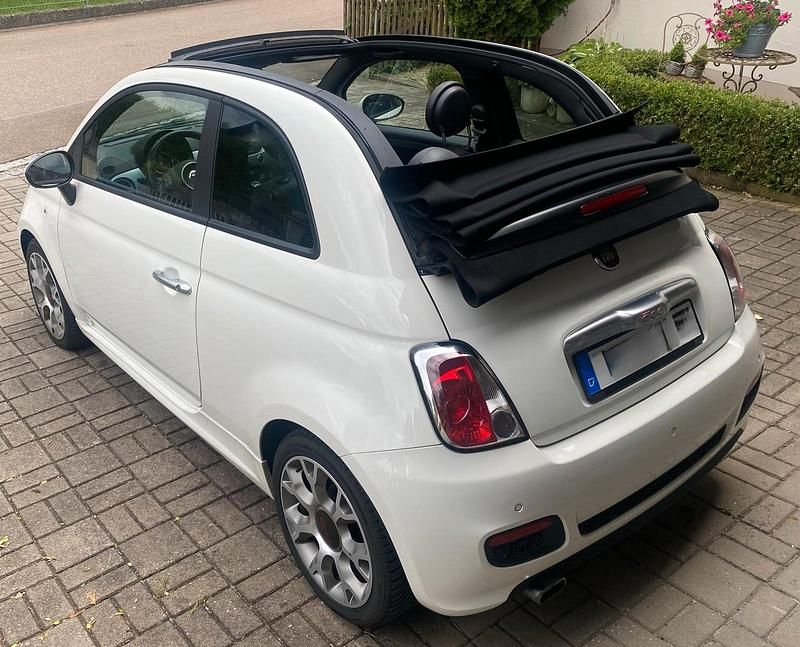 Weiß Gebraucht 2016 Fiat 500 Cabrio | 8.300 € (Fairer Preis) - Bild 1/4