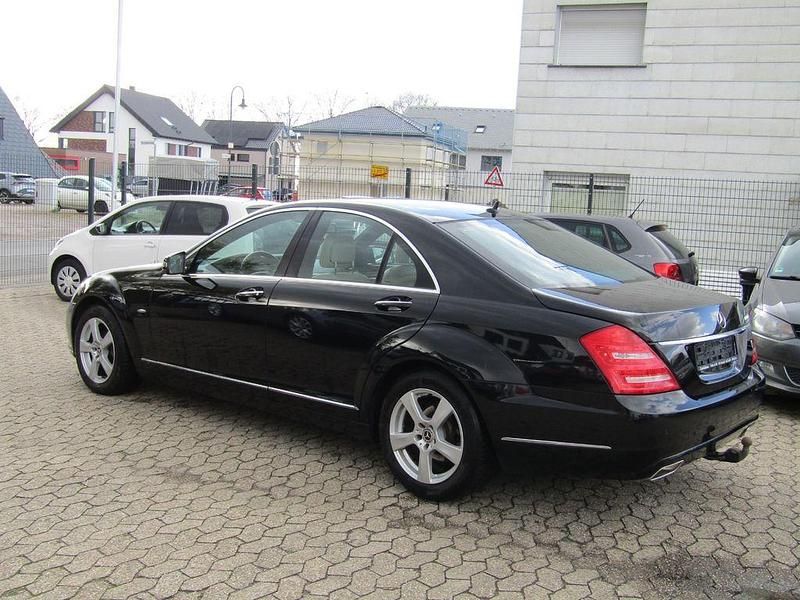 Gebraucht Mercedes S350 258 PS (189 kW) 2011 Schwarz Limousine