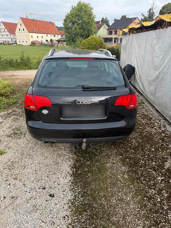 Gebraucht Audi A4 140 PS (102 kW) 2006 Schwarz Kombi