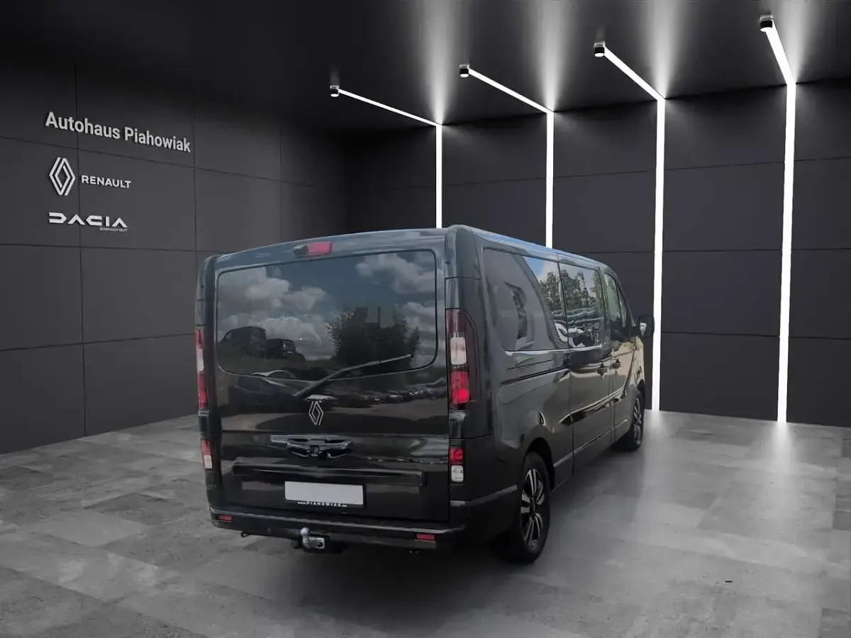 Ny Renault Trafic 150 HK (110 kW) 2025 Sort MPV