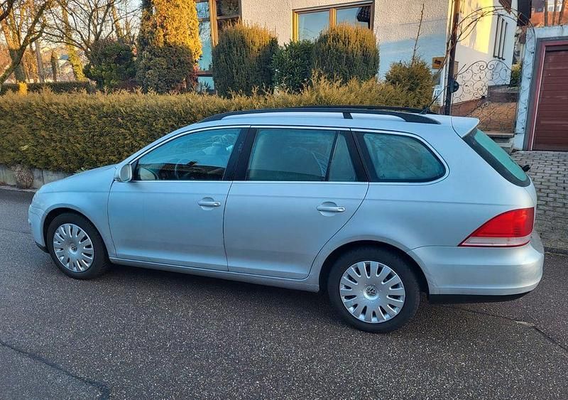 Gebraucht VW Golf VI 122 PS (89 kW) 2008 Silber Kleinwagen