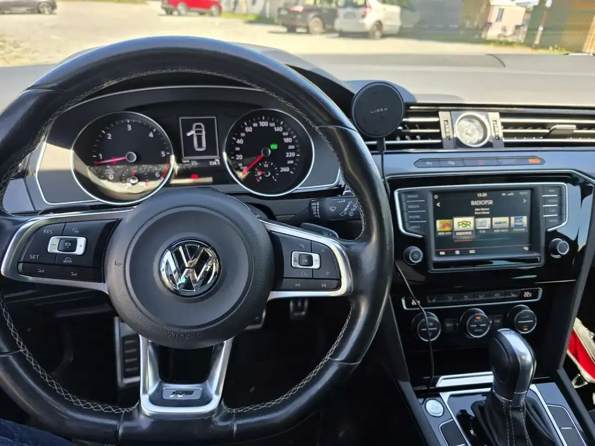 Używany VW Passat Highline 190 KM (139 kW) 2016 Szary Kombi