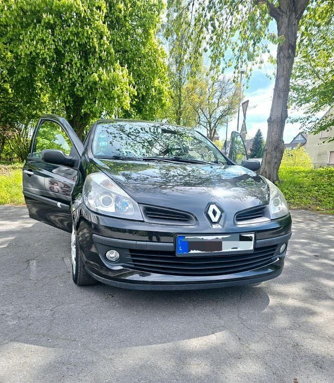 Second-hand Renault Clio II Expression 75 CP (55 kW) 2009 Negru Berlinǎ