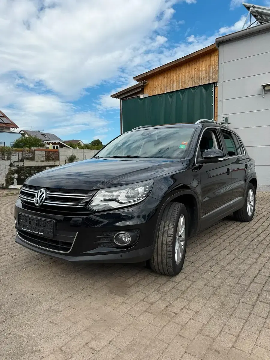 Gebraucht VW Tiguan LOUNGE 184 PS (135 kW) 2015 SUV