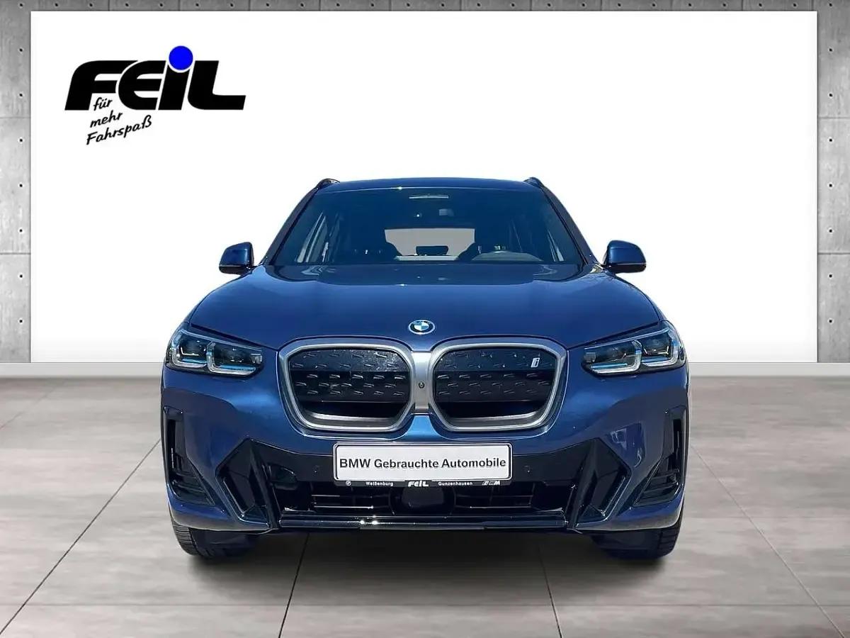 Gebraucht BMW iX3 M Sport 210 kW (286 PS) 2023 Phytonicblau SUV