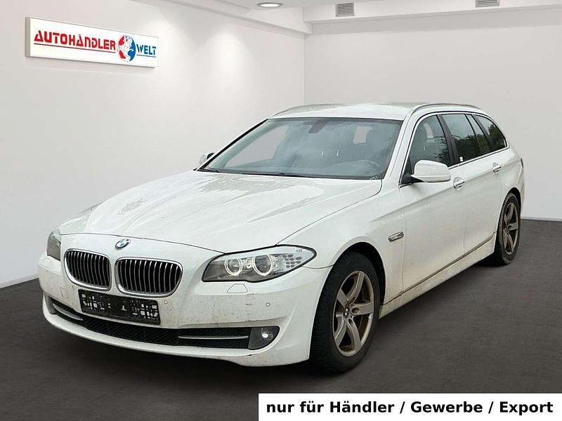 Weiß Gebraucht 2013 BMW 530 Sport Line Kombi | 8.199 € (Superpreis) - Bild 1/3