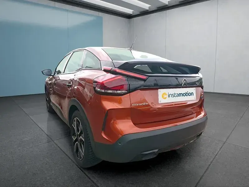 Gebraucht Citroën e-C4 Feel 100 kW (136 PS) 2022 Braun Limousine