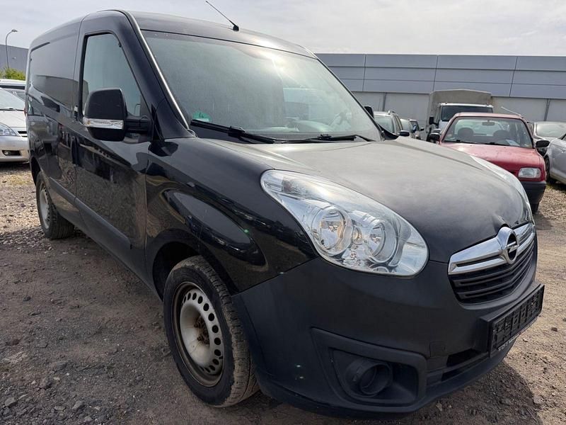 Usata Opel Combo 95 CV (69 kW) 2017 Nero Monovolume