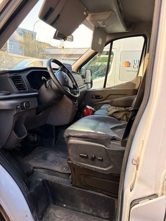 Second-hand Ford Transit 109 CP (80 kW) 2020 Negru Berlinǎ