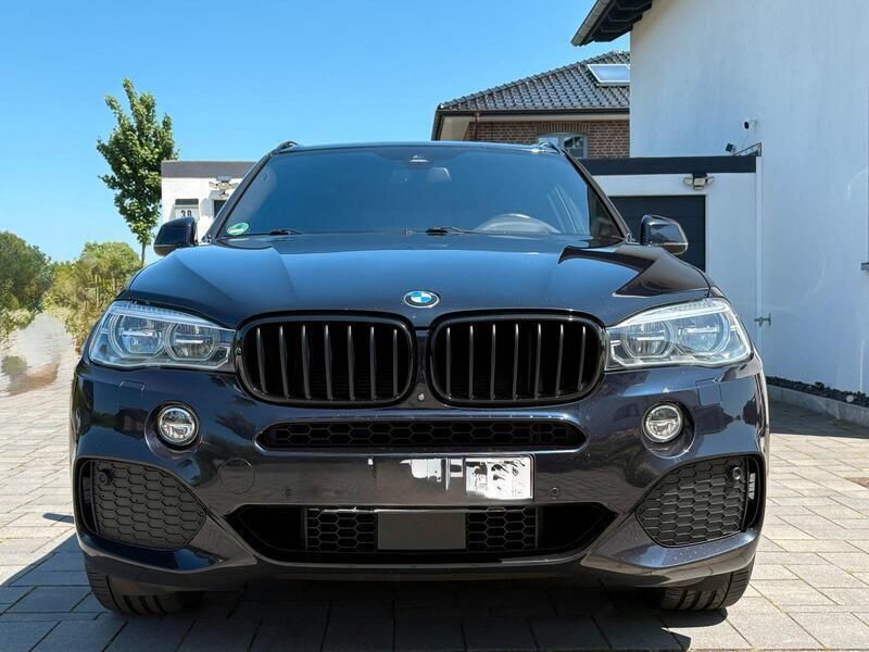 Schwarz Gebraucht 2018 BMW X5 M Sport SUV | 38.990 € - Bild 1/4