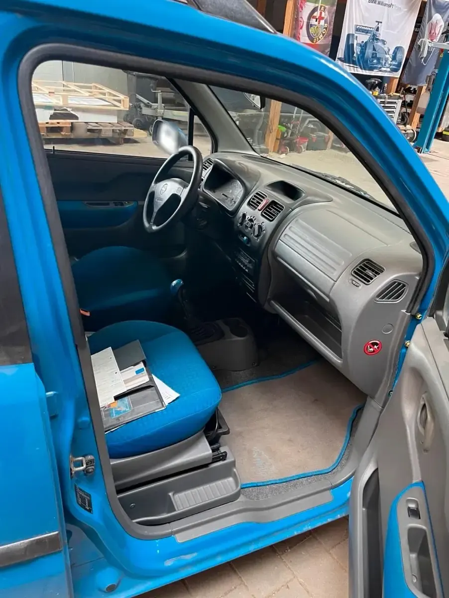 Second-hand Opel Agila 75 CP (55 kW) 2002 Monovolum