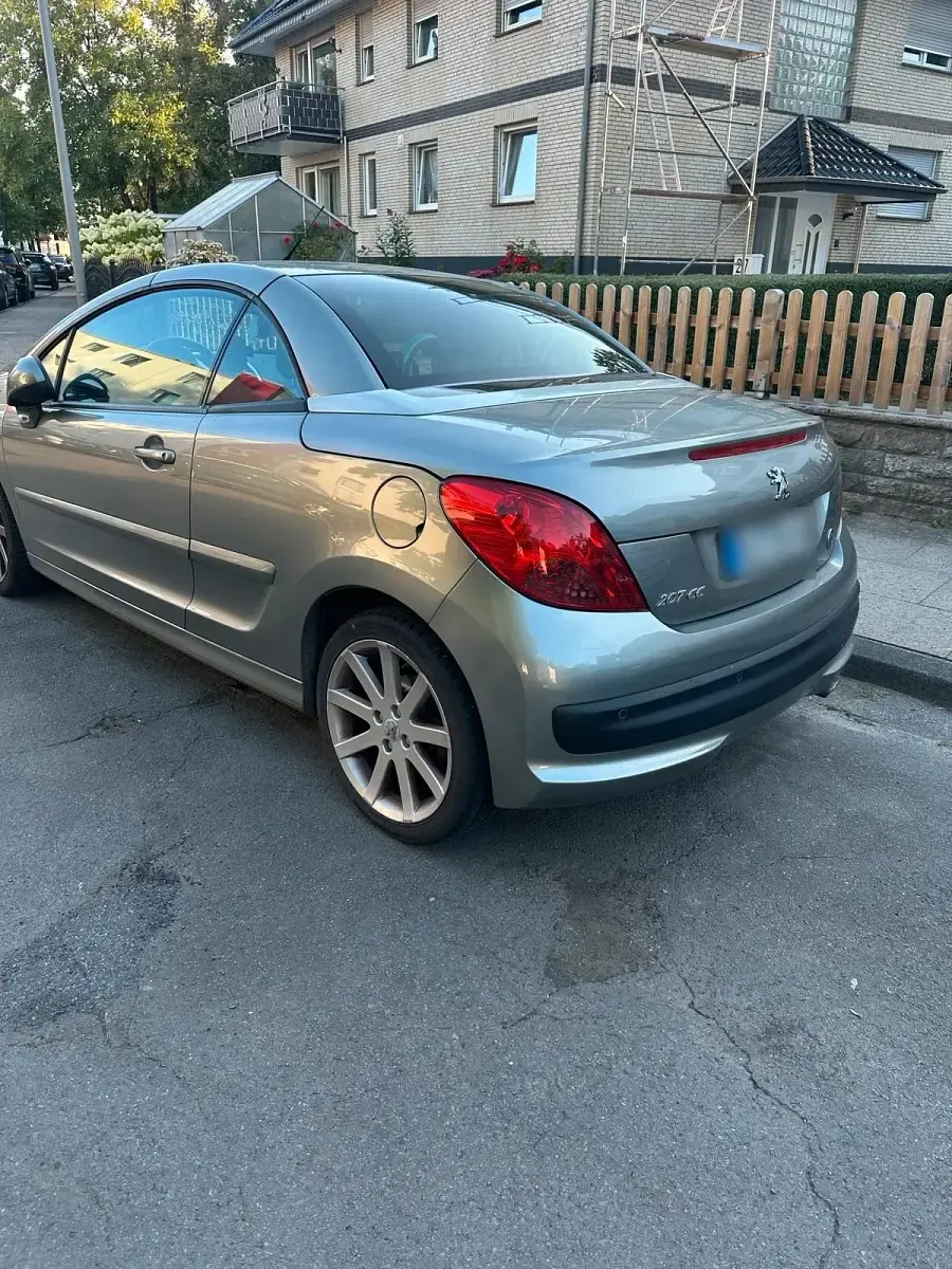 Gebraucht Peugeot 207 CC Roland Garros 120 PS (88 kW) 2008 Grün Cabrio