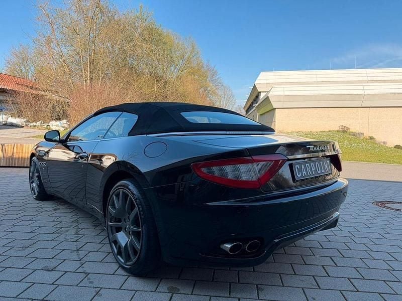Gebraucht Maserati GranCabrio 439 PS (322 kW) 2010 Schwarz Cabrio