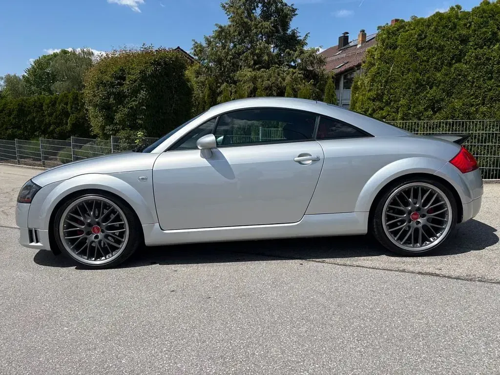 Gebraucht Audi TT Ambiente 224 PS (164 kW) 1999 Silber Coupé