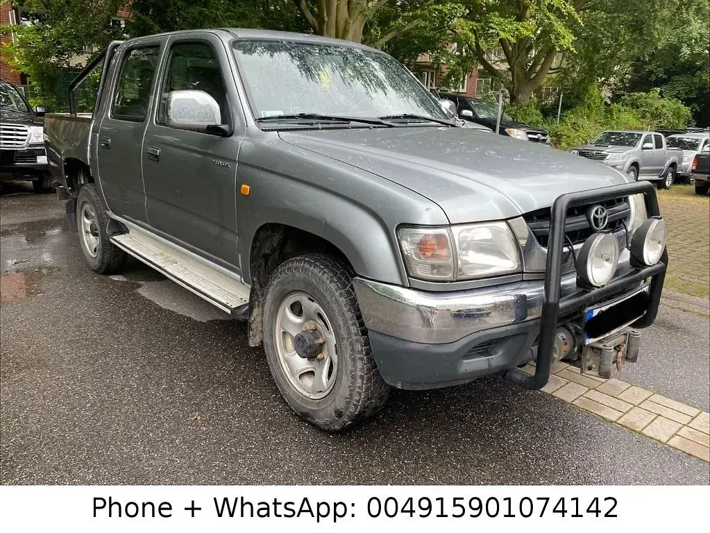 Gebraucht Toyota HiLux 171 PS (125 kW) 2003 Grau Pickup