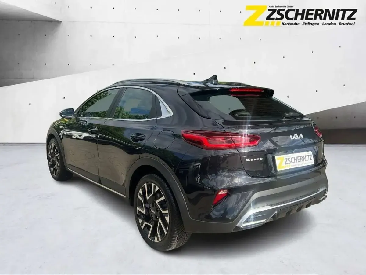 Gebraucht Kia XCeed Vision 140 PS (102 kW) 2025 (1k) zilinaschwarz met. SUV