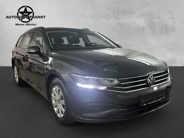 Gebraucht VW Passat Business 122 PS (89 kW) 2023 Kombi