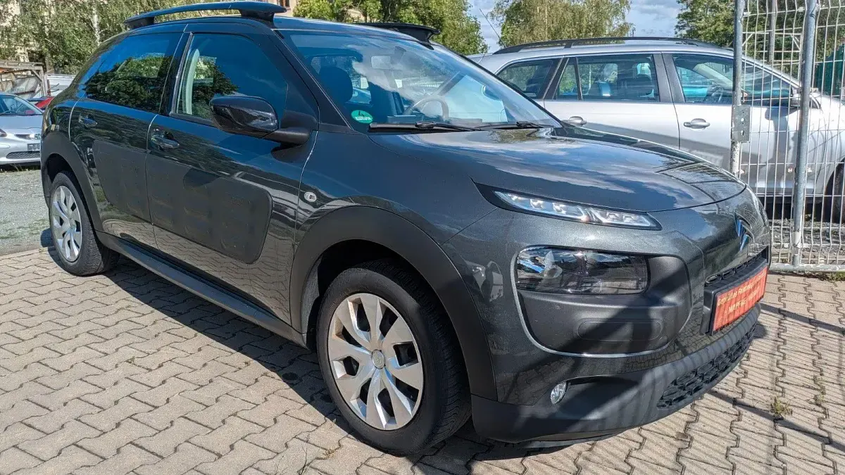 Gebraucht Citroën C4 Feel 82 PS (60 kW) 2016 Grau Limousine
