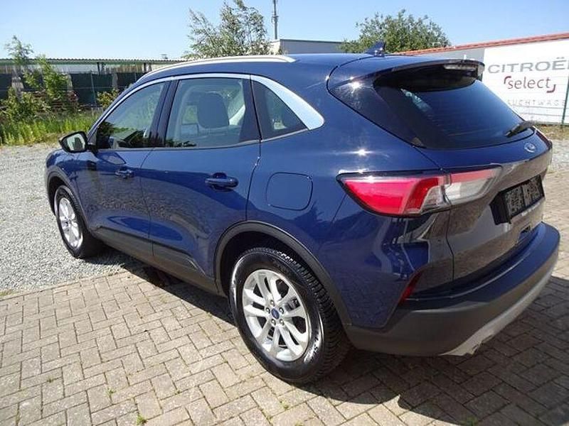 Gebraucht Ford Kuga Titanium 224 PS (164 kW) 2021 Blau SUV