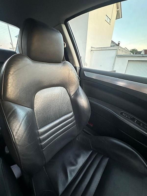 Gebraucht Peugeot 407 Coupe Platinum 241 PS (177 kW) 2009 Schwarz Coupé