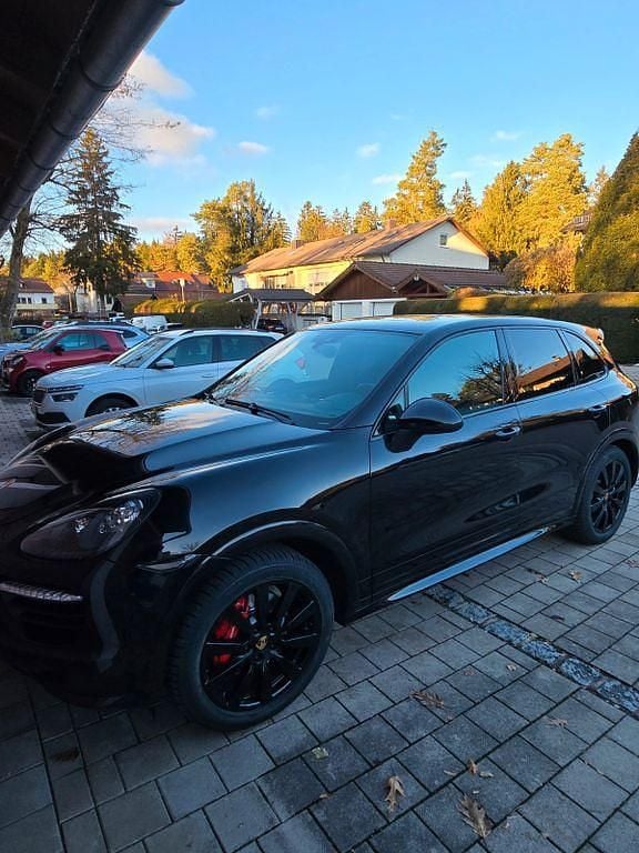 Gebraucht Porsche Cayenne GTS 420 PS (308 kW) 2013 Schwarz SUV