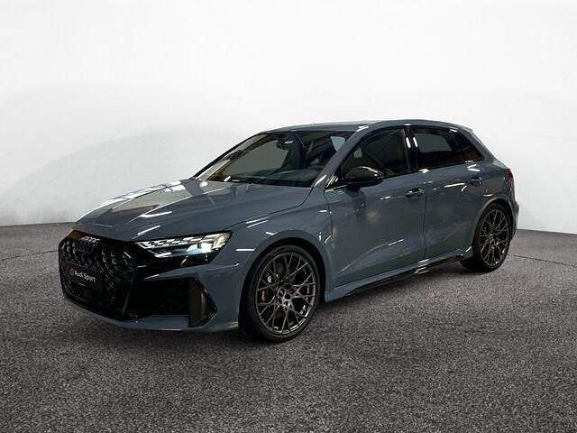 Gebraucht Audi RS3 400 PS (294 kW) 2022 Andere farbe Limousine