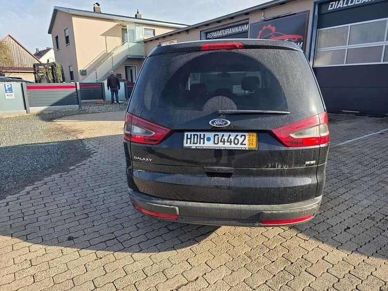 Gebraucht Ford Galaxy Trend 140 PS (102 kW) 2010 Pantherschwarz metallic Van / Kleinbus