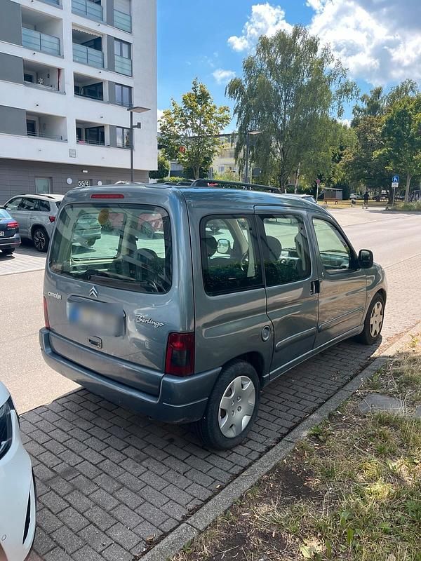 Blau Gebraucht 2005 Citroën Berlingo Van / Kleinbus | 1.950 € (Fairer Preis) - Bild 1/4