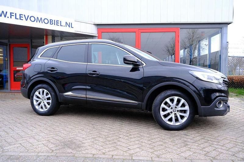 Gebraucht Renault Kadjar Intens 131 PS (96 kW) 2016 Schwarz SUV